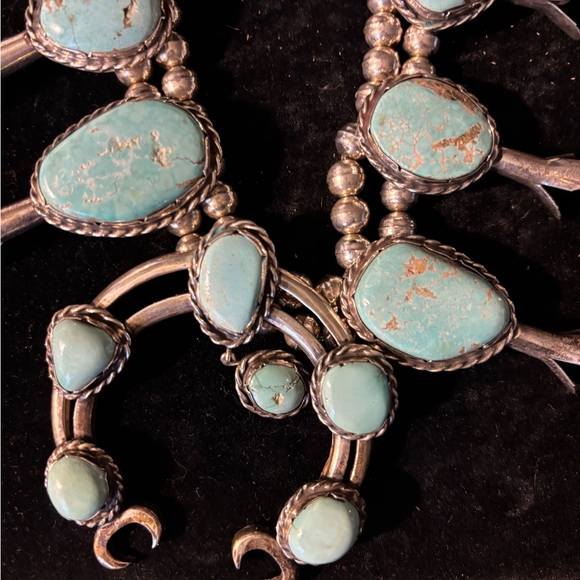 Turquoise and Silver Women's Necklace - Picture 2 of 9